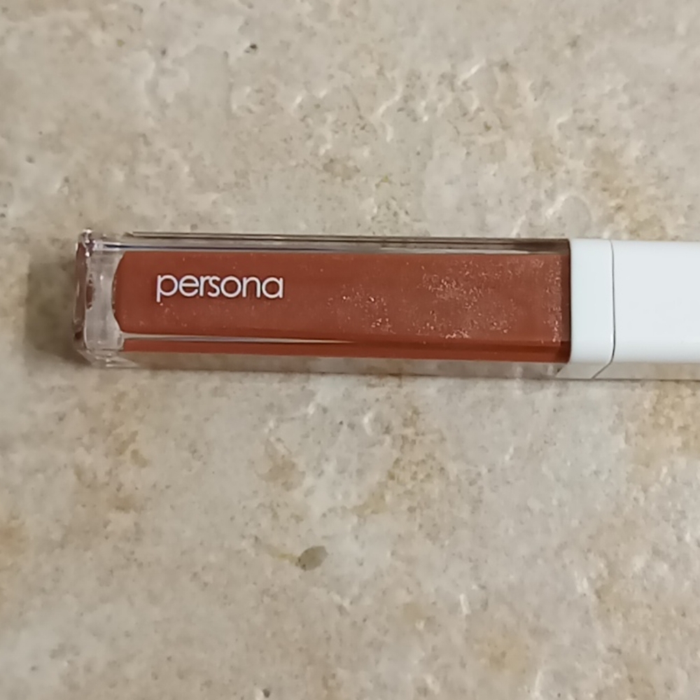Lip gloss - Picture 4 of 4